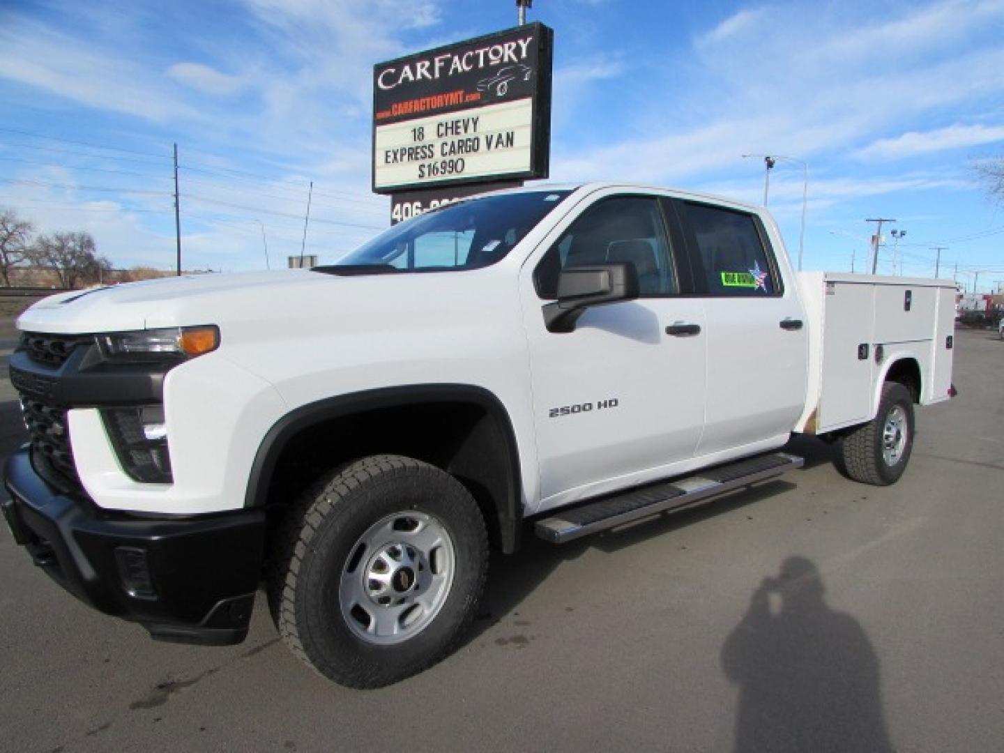 2020 White /Gray Chevrolet Silverado 2500HD Service Body Crew Cab 4WD (1GB1YLE76LF) with an 6.6 Gasoline V8 Engine engine, 6 speed automatic transmission, located at 4562 State Avenue, Billings, MT, 59101, (406) 896-9833, 45.769516, -108.526772 - Photo#0